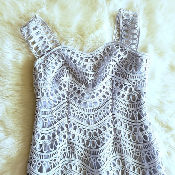 Lela Rose Sheath Dress Wave Lace in Ice Blue Size 2 EUC - Picture 6 of 16